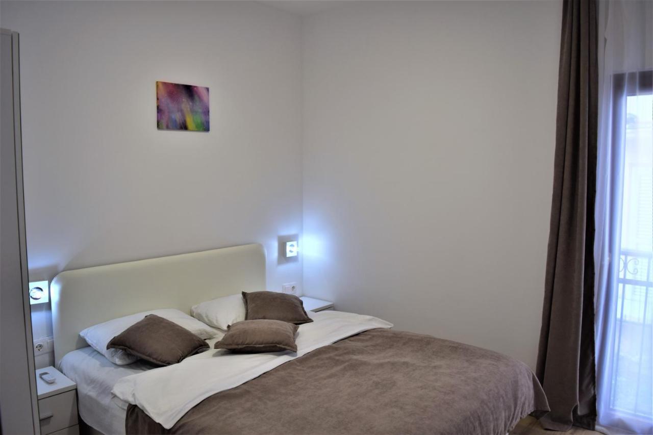 Martinovic Rooms ブドヴァ エクステリア 写真
