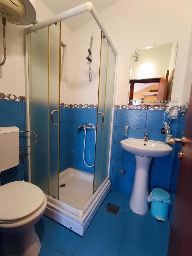 Martinovic Rooms ブドヴァ エクステリア 写真