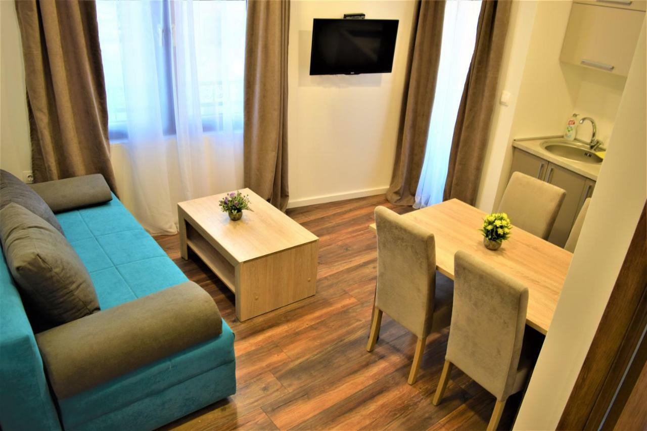 Martinovic Rooms ブドヴァ エクステリア 写真